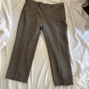 Mens Haggar Khaki Pants 42 x 29 Light‎ Army Green